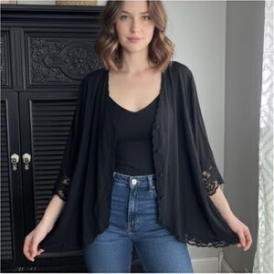 Vintage Soft Sorrounding Black Eyelet Lace Trim‎ Button Down Top Size 1X FLAW